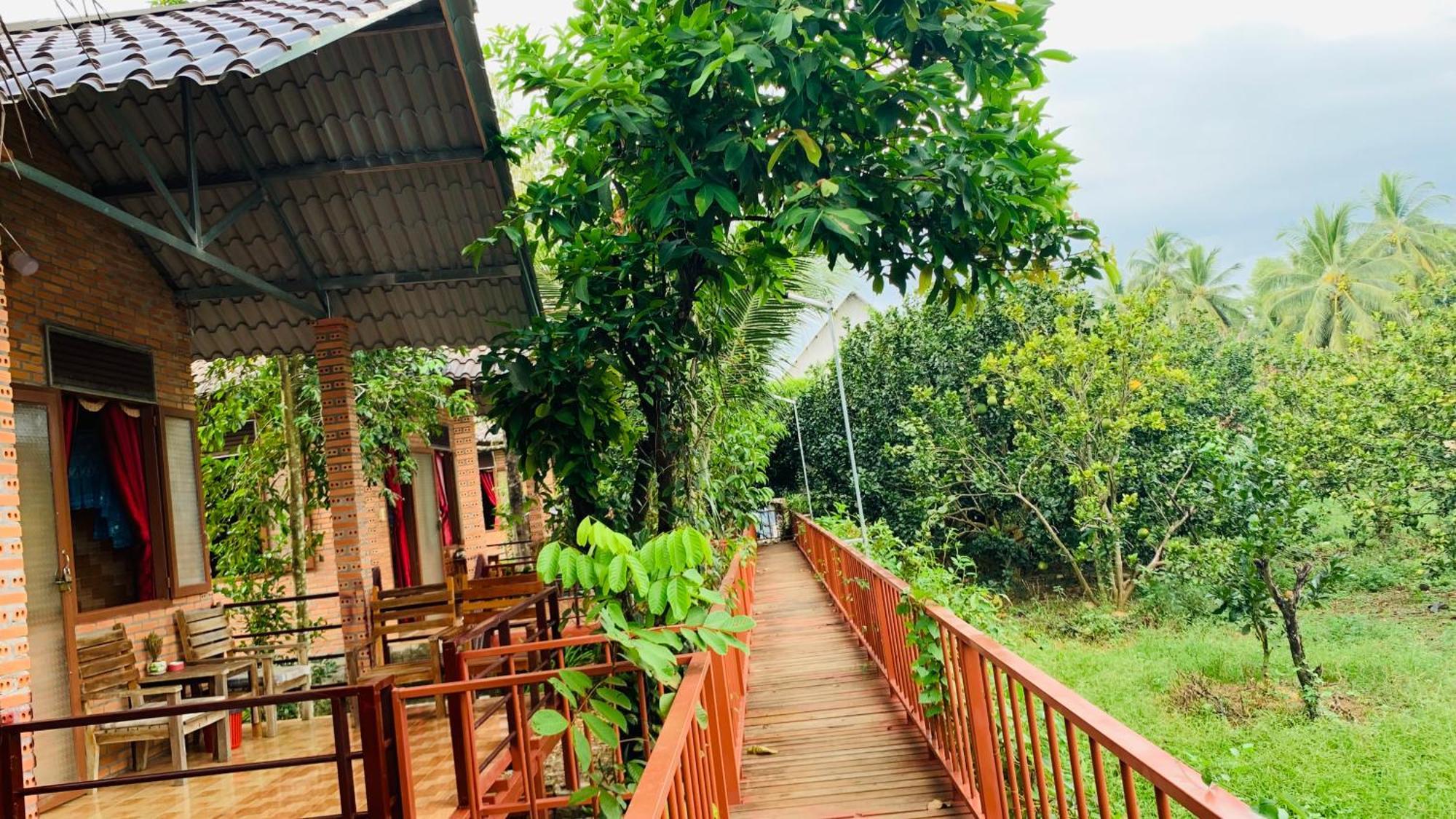 Gibbon Singing Home Stay Quan Tom Esterno foto
