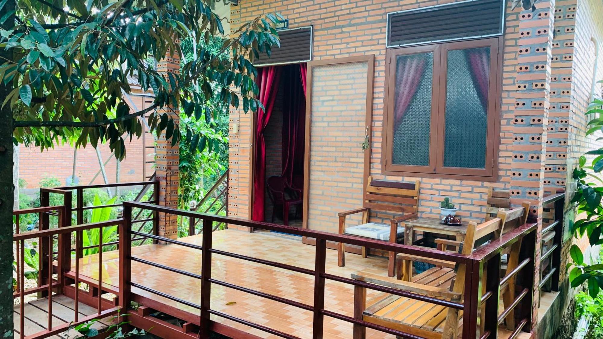 Gibbon Singing Home Stay Quan Tom Esterno foto
