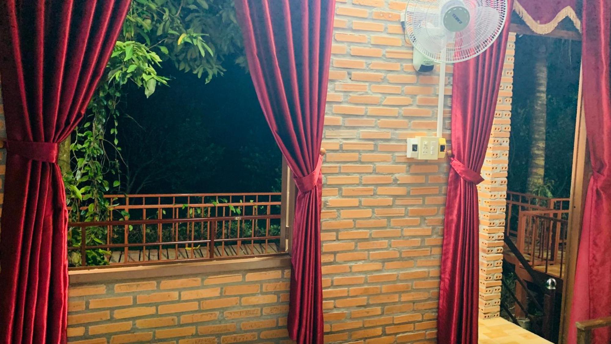 Gibbon Singing Home Stay Quan Tom Esterno foto